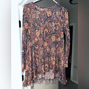 Emerald Green HiLo Colorful Paisley Print Blouse